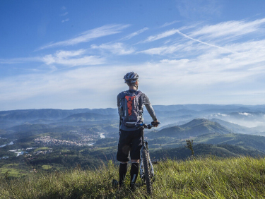 Conseil de membre HomeExchange pour visiter l'Auvergne : profiter de la station de ski du Lioran en été